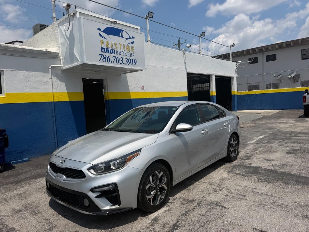 2019 Kia Forte LXS AT's photo